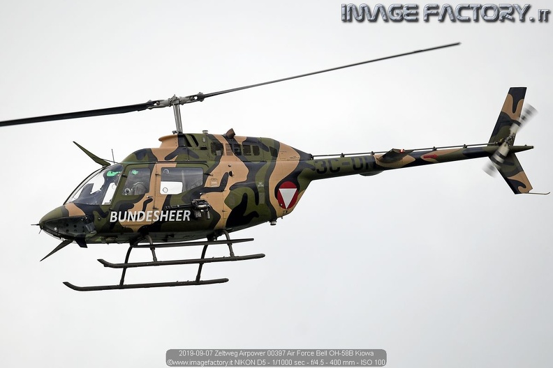 2019-09-07 Zeltweg Airpower 00397 Air Force Bell OH-58B Kiowa.jpg